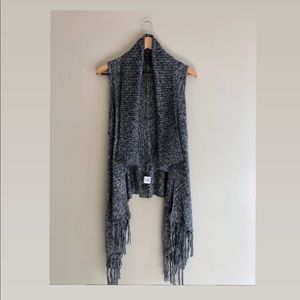 Fringe Sleeveless Cardigan